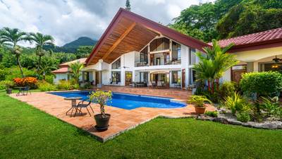 Casa La Bendición, Private Jungle Retreat with Ocean View image 3