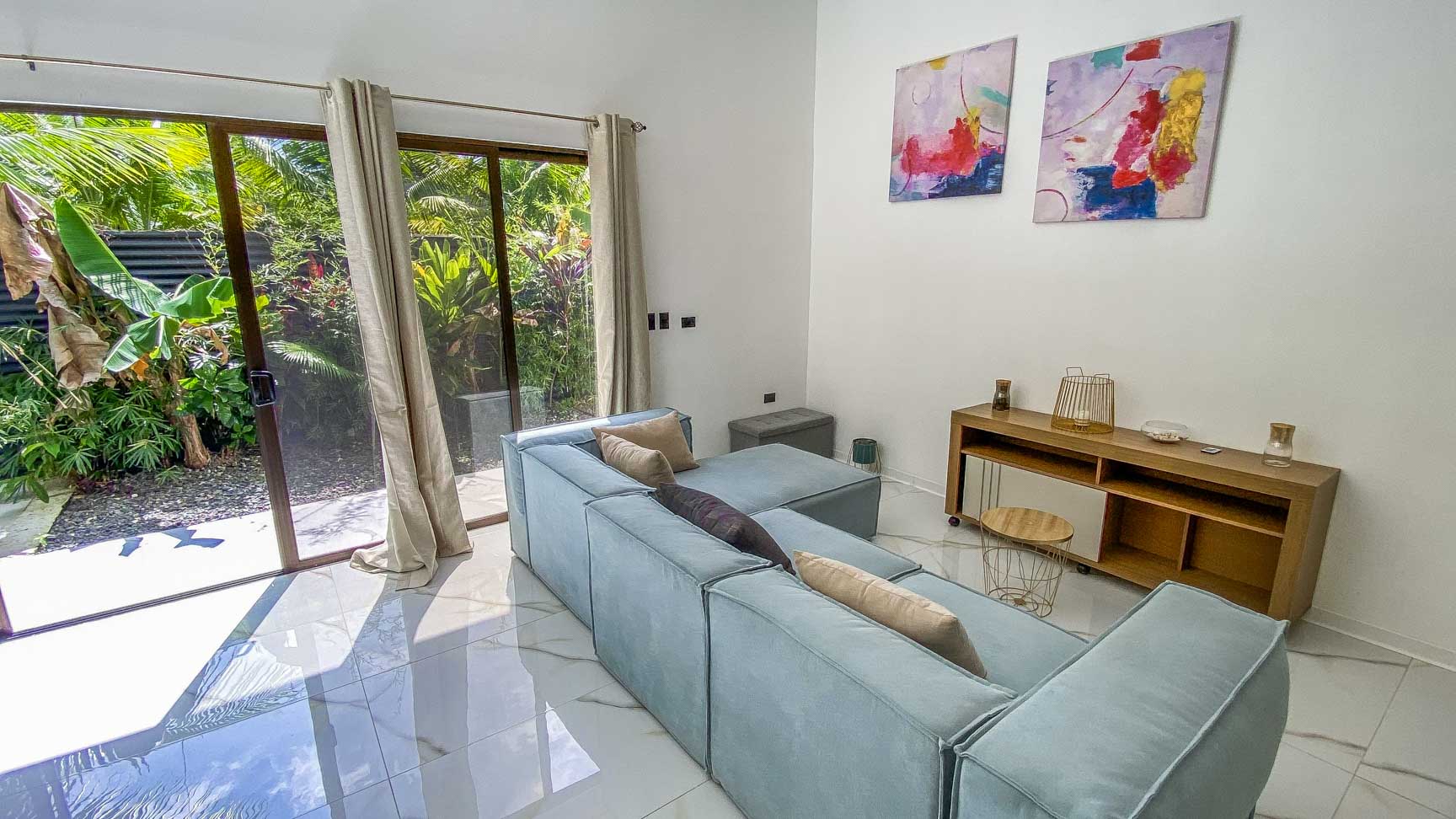 High-Demand Investment Property in Prime Uvita Location – 3-Bed Tropical Home Just 700 Meters from the Beach selected