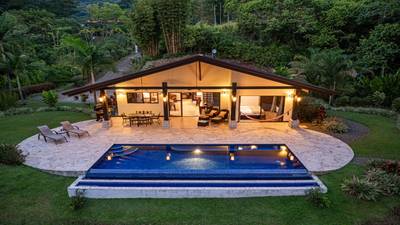 2 ACRES – 2 Bedroom Whales Tale Ocean View Home In Costa Verde Estates Gated Community image 1