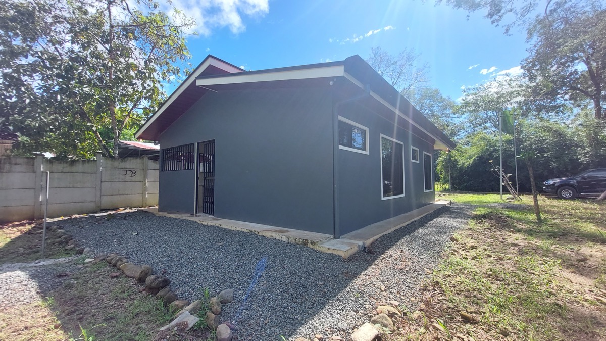 Affordable Home in Hatillo – Just 5 Minutes from Playa Dominical & Playa Linda selected