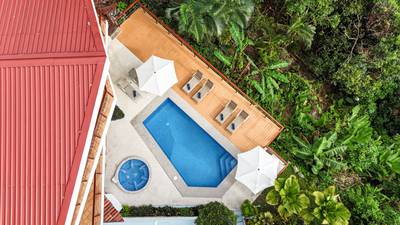 Villa Alegria with Outstanding Ocean View and Short Walk to the Beach image 2