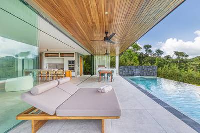 Elegant Ocean View Residence Minutes from Marino Ballena National Park image 4