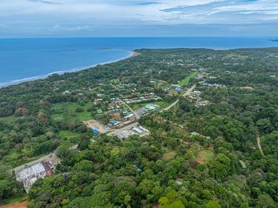 Charming Boutique Hotel with Ocean & Jungle Views in Uvita image 2