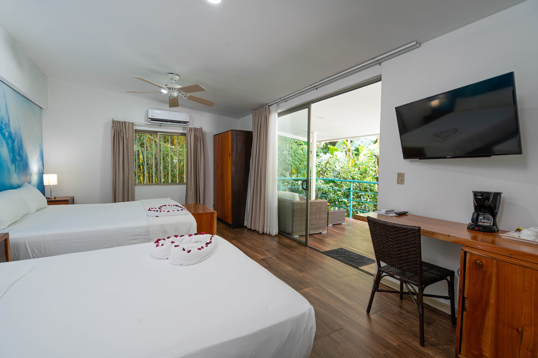 Turnkey Boutique Hotel in Prime Manuel Antonio Beach Location selected