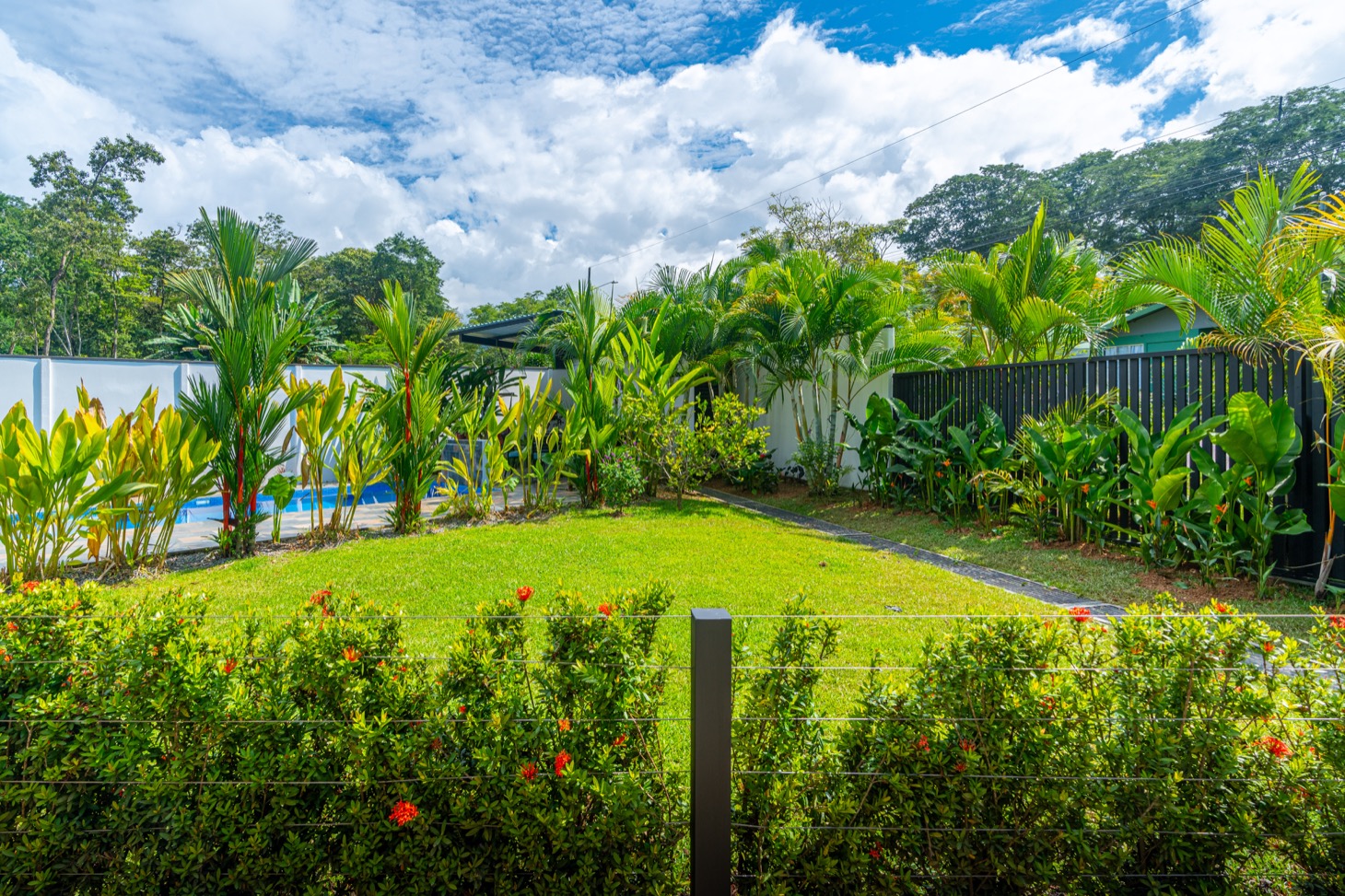 Charming Home Near Uvita’s Whale Tail Beach — Comfort, Privacy, and Rental Potential selected
