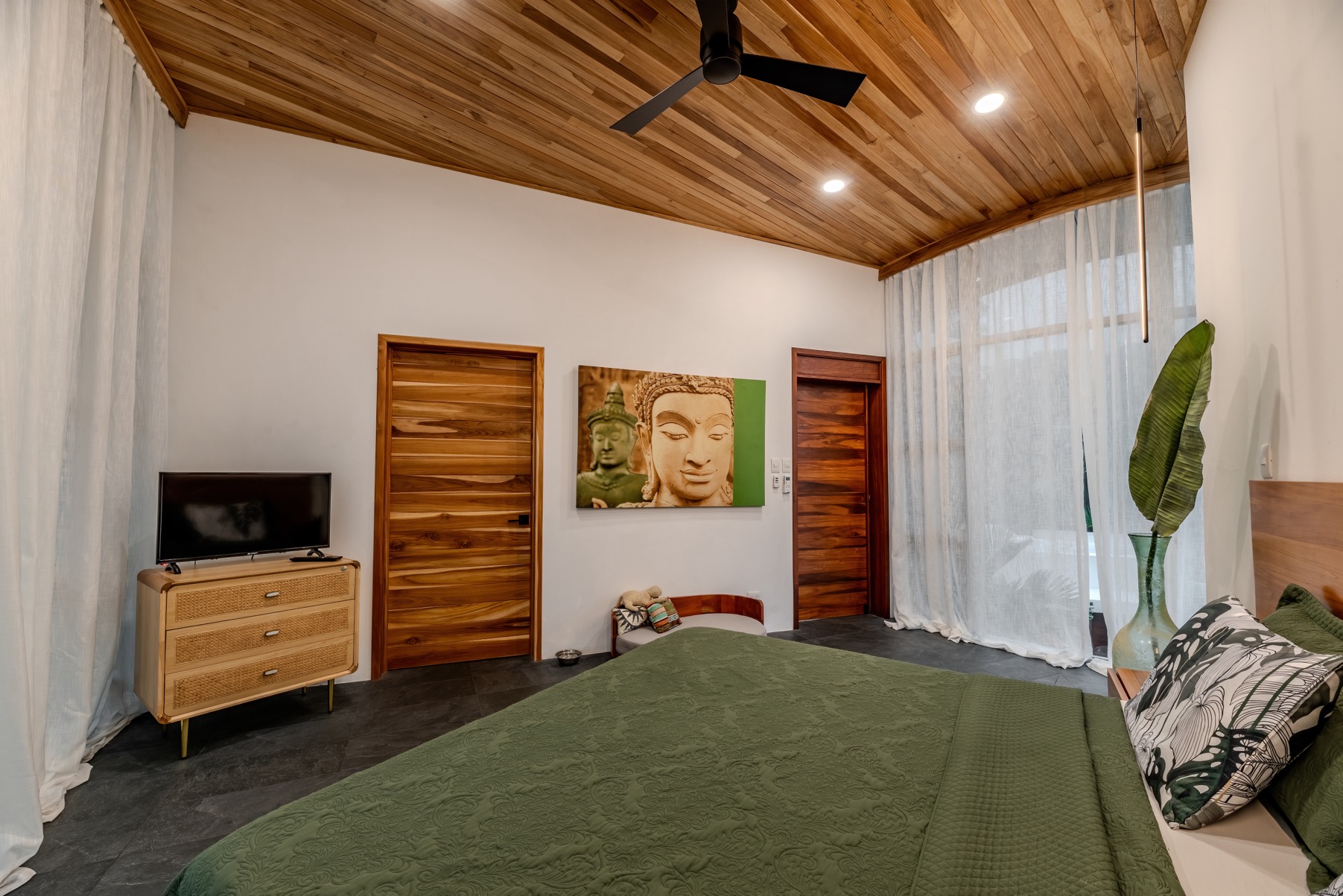 The Glass House: A Luxury Home for Sale in Ojochal, Costa Rica selected