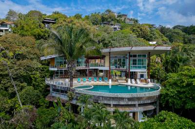 Luxury Mountain & Ocean View Villa in Manuel Antonio image 1
