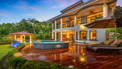 Gorgeous Ocean View 7 Acre Estate, Portalon image 2
