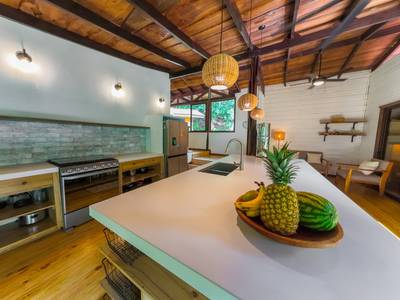 Serene Jungle Home + Guest Cabin on 3 Acres with River Access image 5