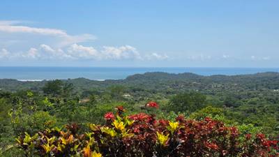Ojochateau - Rare Ocean & Mountain View 4BR Home in Costa Rica image 2