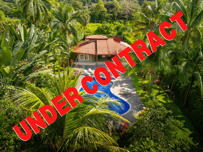 Charming 3-Bedroom Home for Sale in Ojochal, Costa Rica image 1
