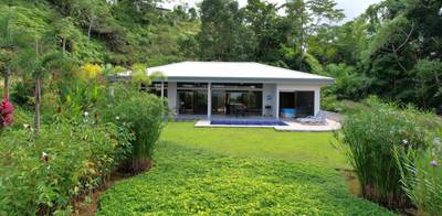 Tropical Turnkey Retreat in Gated Community image 3