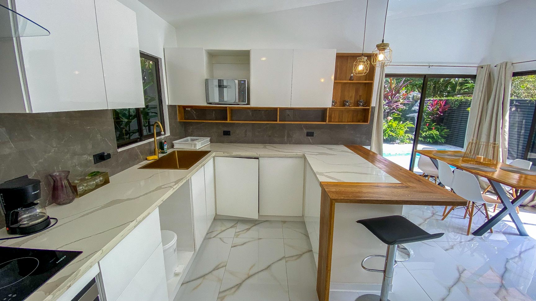 High-Demand Investment Property in Prime Uvita Location – 3-Bed Tropical Home Just 700 Meters from the Beach selected