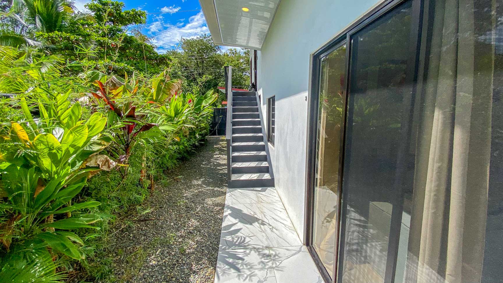 High-Demand Investment Property in Prime Uvita Location – 3-Bed Tropical Home Just 700 Meters from the Beach selected