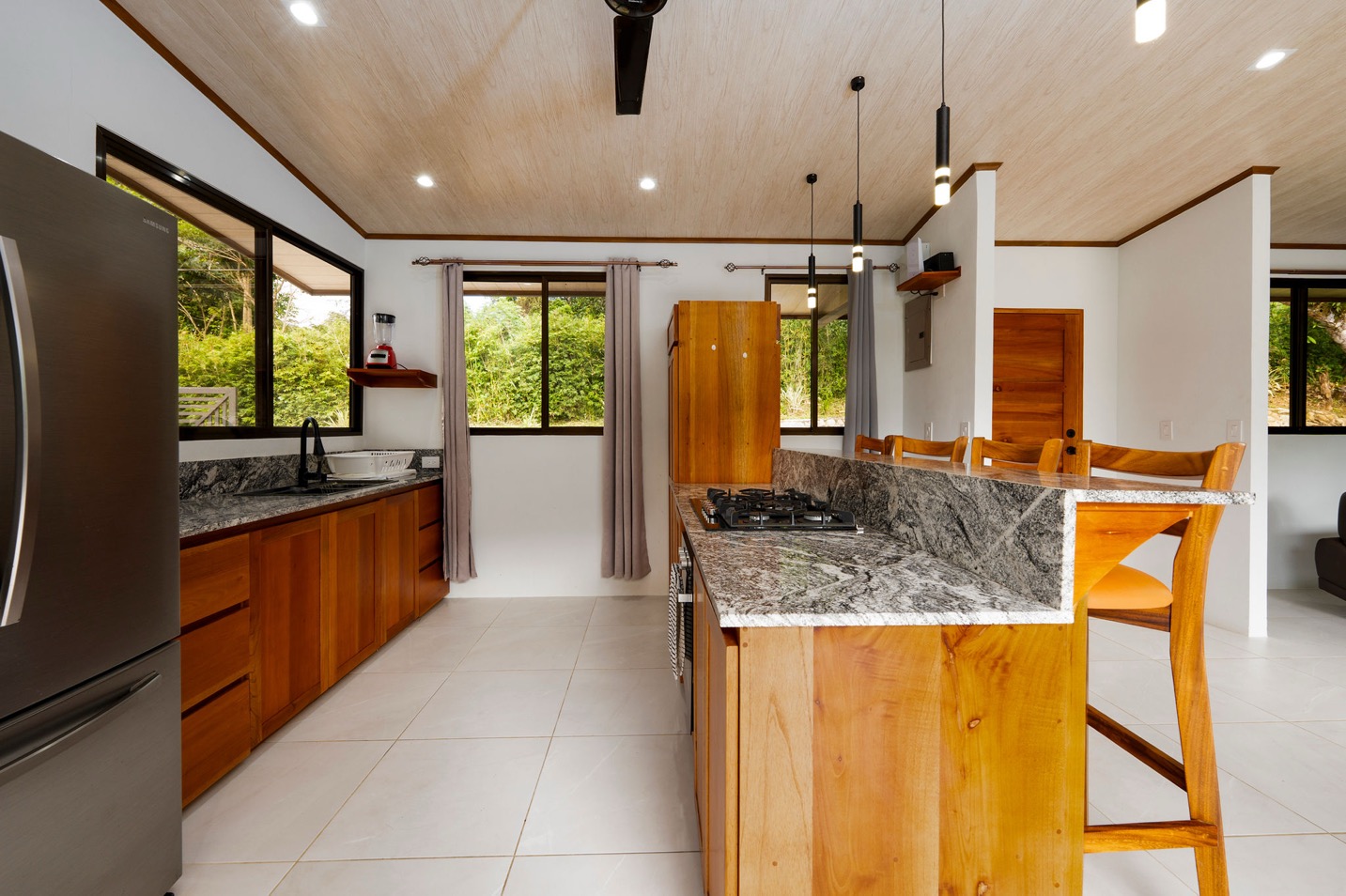 Two Modern Homes with Mountain View, Creek Access, and Multiple Building Sites in Tumbas, Tinamastes selected