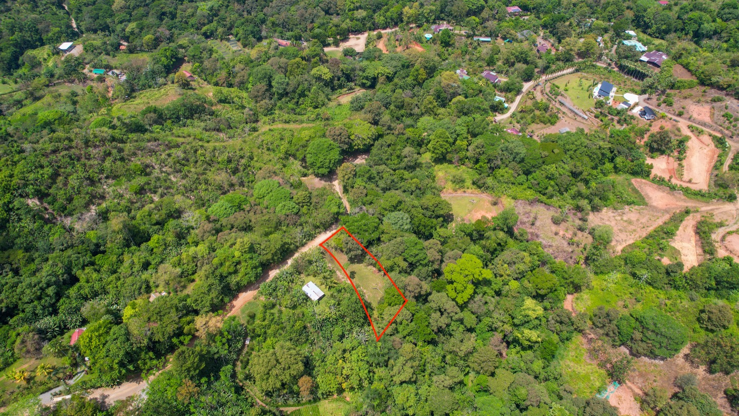 Land for Sale Near Ojochal, Costa Rica – Lot with Water & Electricity Near El Pavón Waterfall selected