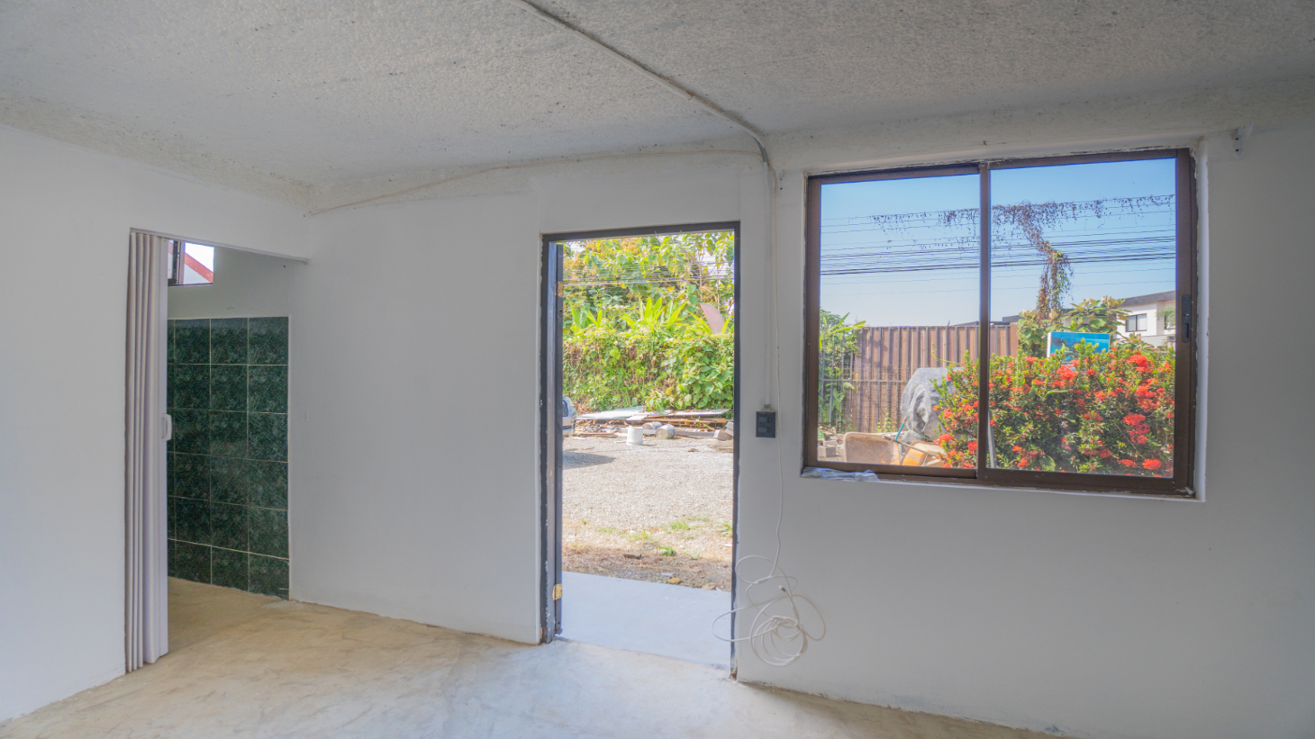 Apartments within Walking Distance to the Beach In Uvita – 0.21 Acres selected