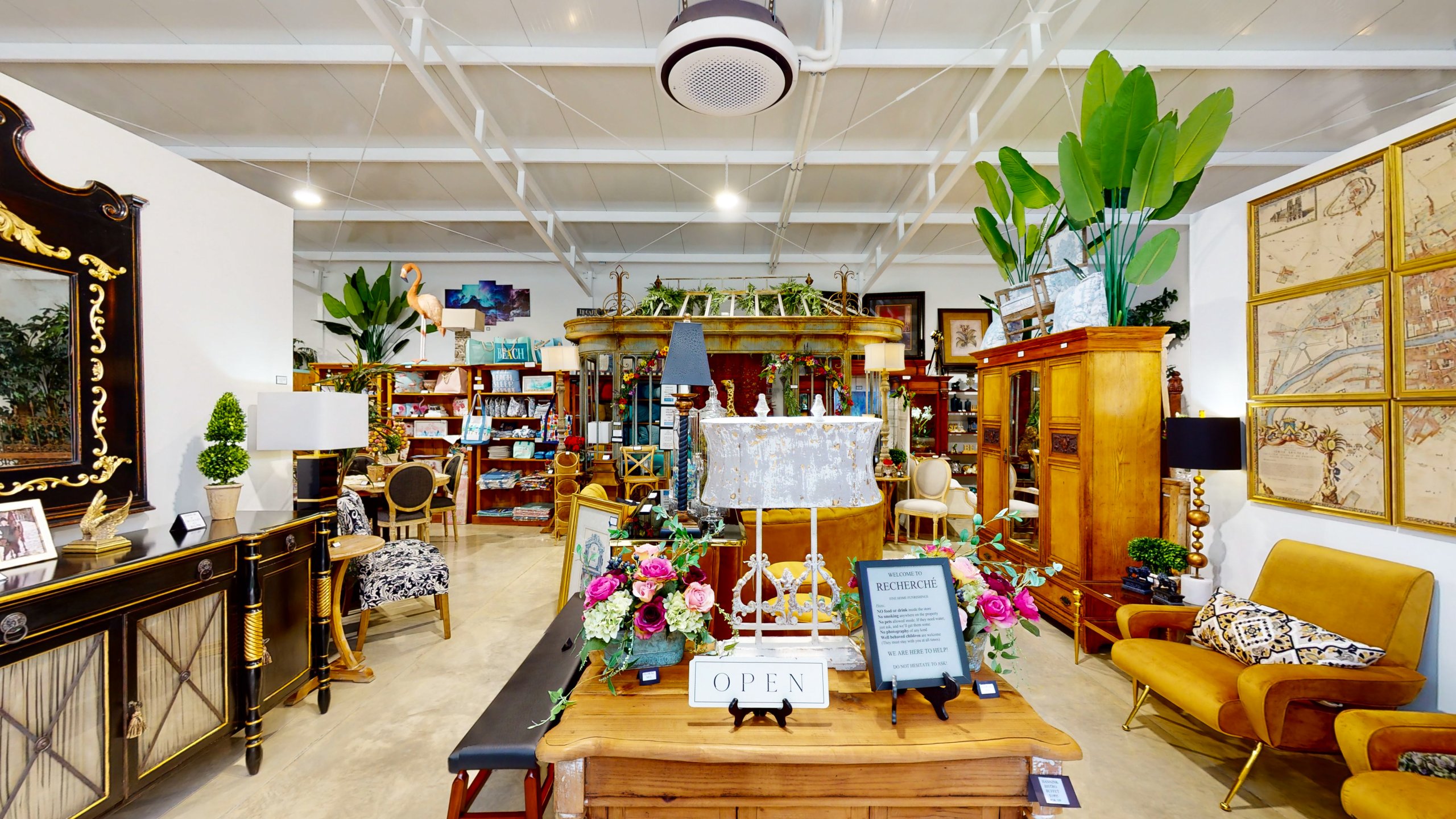 High Income-Generating Retail Business For Sale Near Ojochal, Costa Rica selected