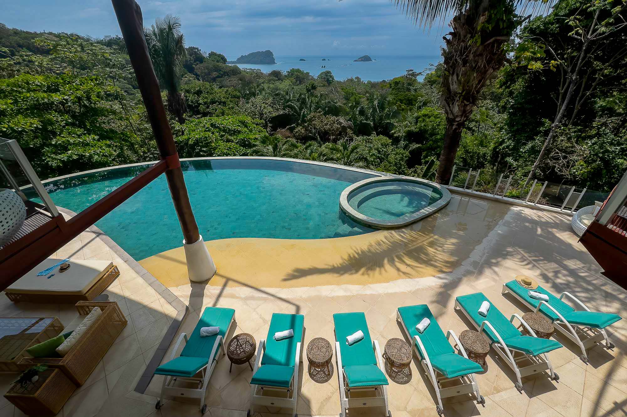 Luxury Mountain & Ocean View Villa in Manuel Antonio selected