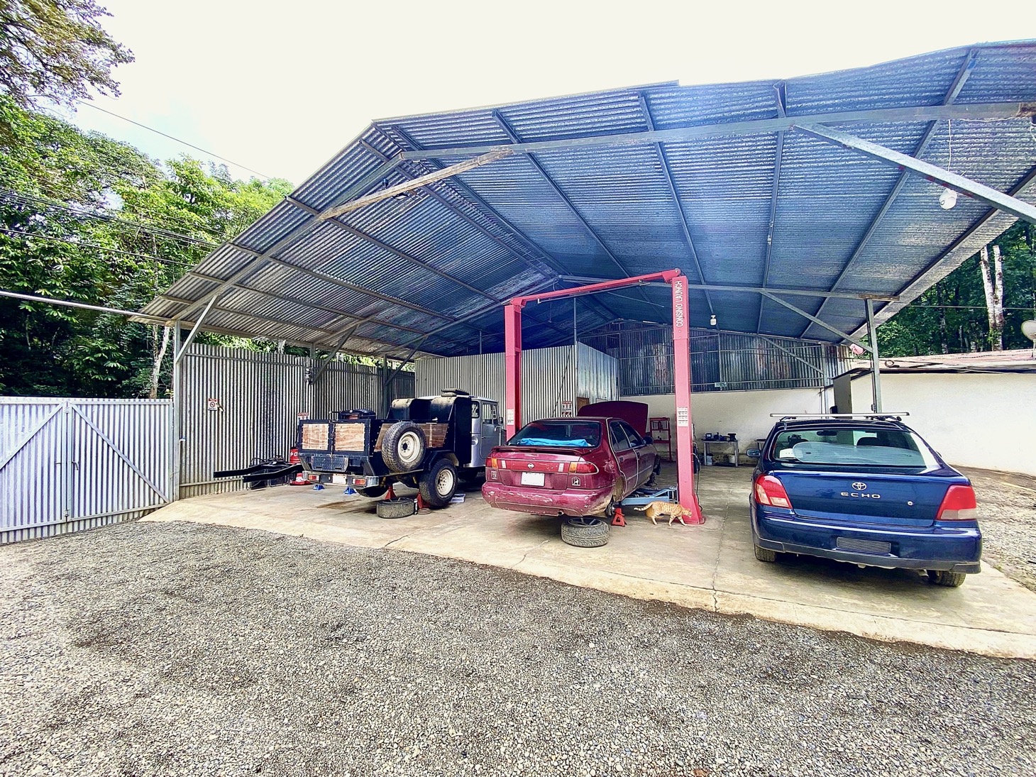 Charming Starter Home with Hobby Shop in Ojochal selected