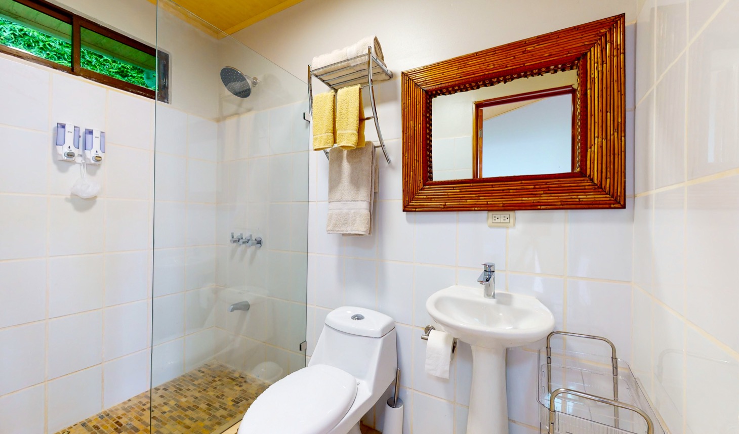 2 Bedroom Jungle Canopy Retreat with Ocean View selected