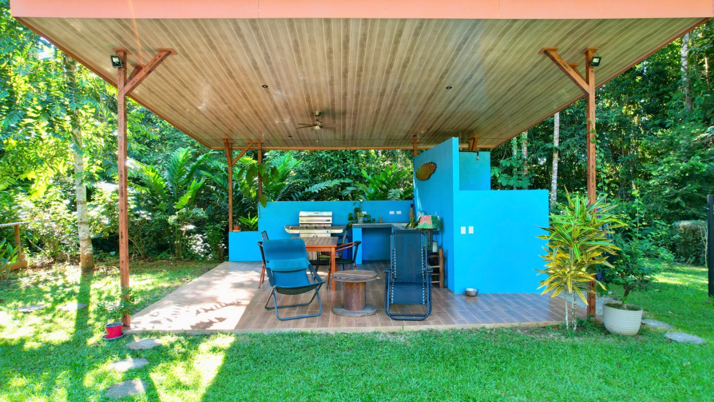 Private Dominical Retreat Main Home Guest House and Rancho selected