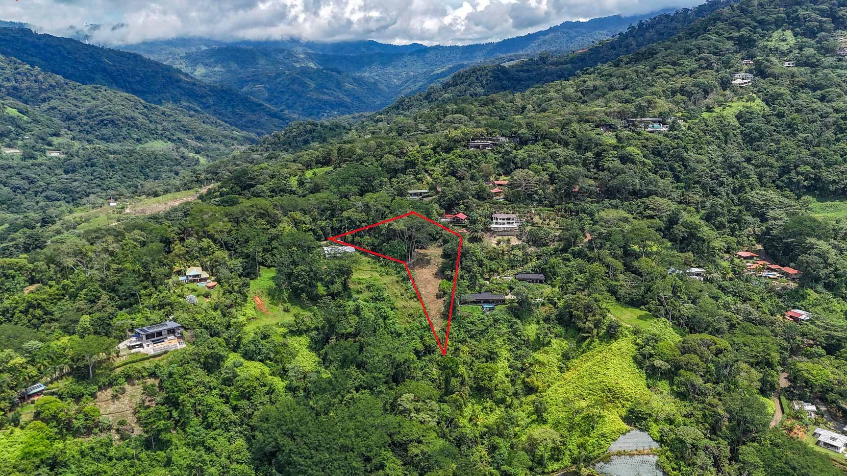 Large Uvita Lot with Whale’s Tail Ocean Views, Sunsets & Legal Water – Ready to Build selected