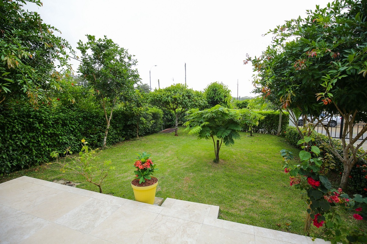 Commercial Opportunity With Restaurant, Home and Plenty Of Building Areas selected