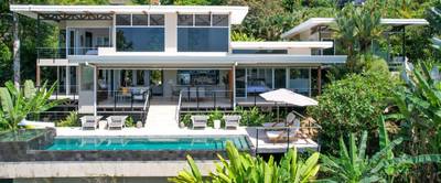 Luxury Retreat in Gated Community with Private Beach Access image 1