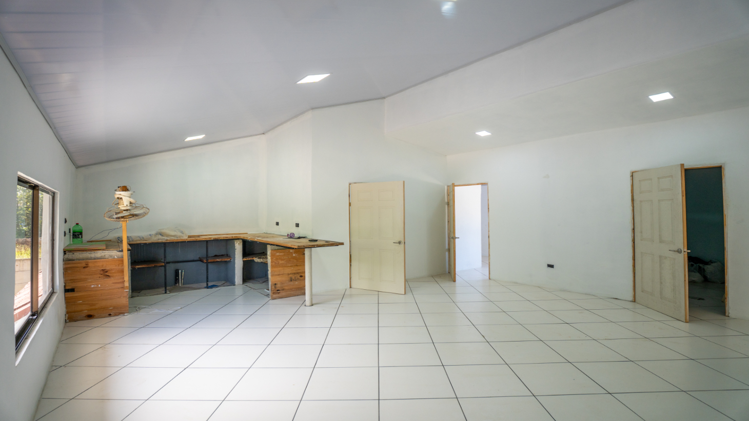 Apartments within Walking Distance to the Beach In Uvita – 0.21 Acres selected