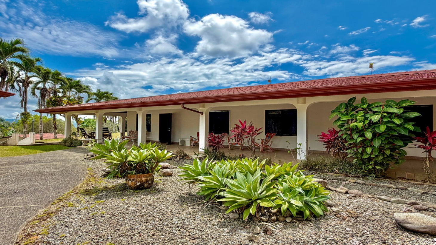 3.64 ACRES – 3 Bedroom Home With Expansive Ocean Views, Multiple Areas to Build, Public Road With Commercial Potential, 10min to the Beach!! selected