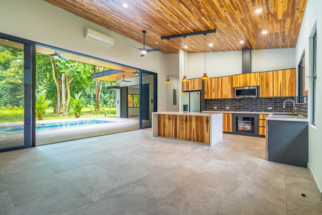 Modern Jungle Retreat in Costa Rica’s Southern Zone selected