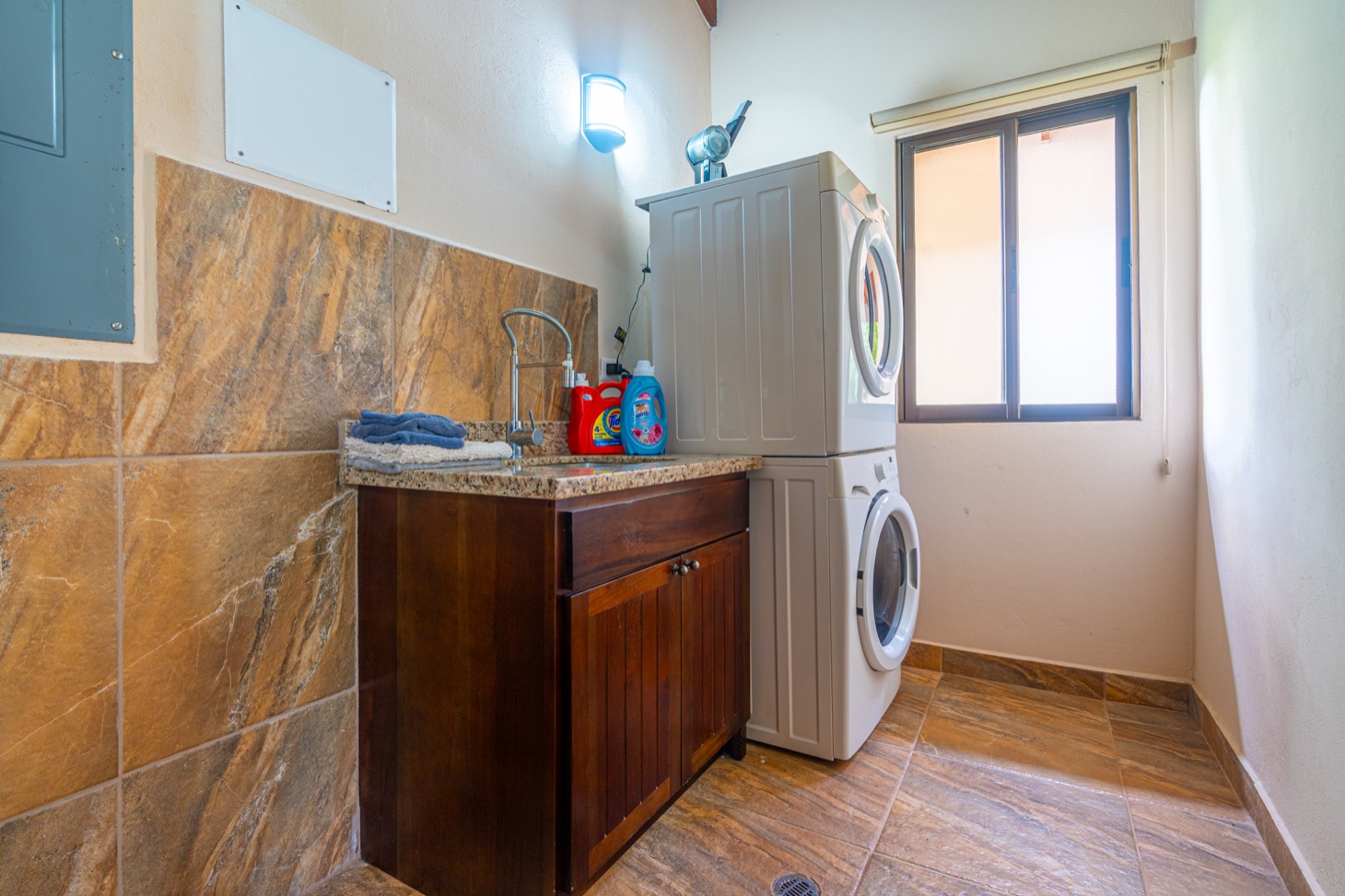 Oceanview Oasis House: Private Waterfall, Infinity Pool & Jungle Trails in Gated Costa Rica Community selected