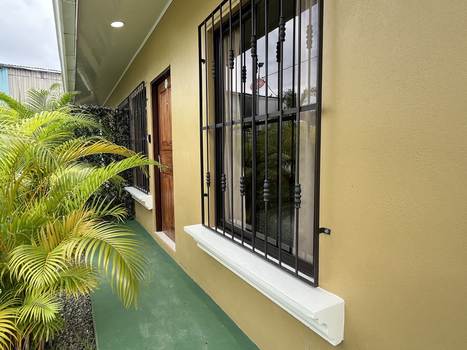 Prime Investment Opportunity in Uvita: Income-Producing Fourplex Just 300 Meters from the Beach selected