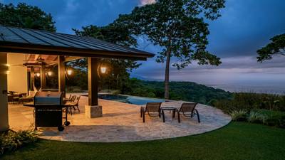 2 ACRES – 2 Bedroom Whales Tale Ocean View Home In Costa Verde Estates Gated Community image 2