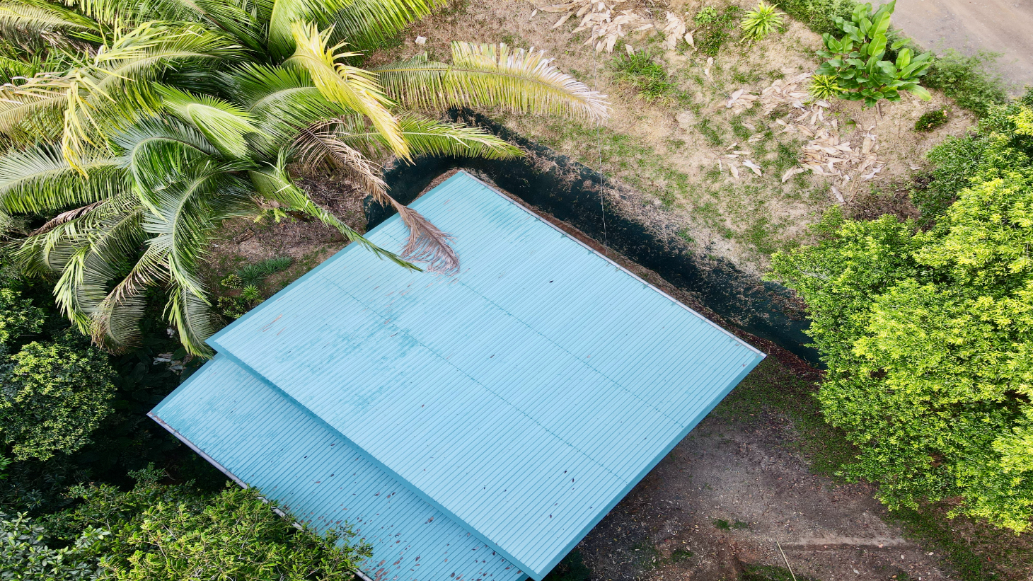 Private River Side Home Only Minutes From The Beach selected