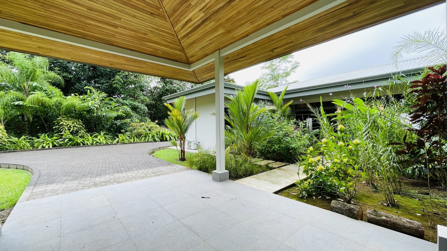 Tropical Turnkey Retreat in Gated Community selected