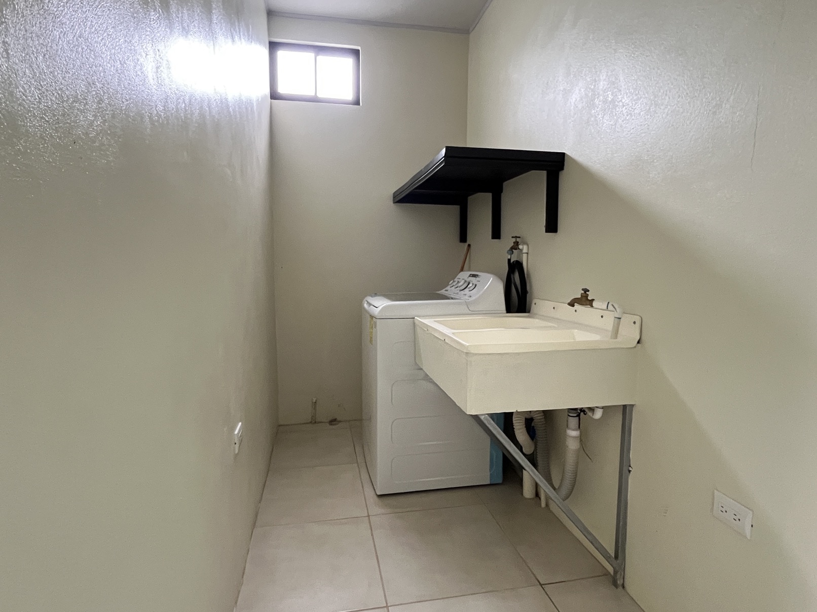 Prime Investment Opportunity in Uvita: Income-Producing Fourplex Just 300 Meters from the Beach selected