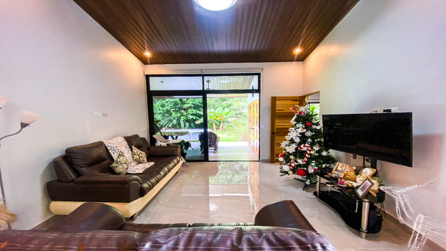 3-Bed Home on Calle Principal Ojochal with River & Jungle selected