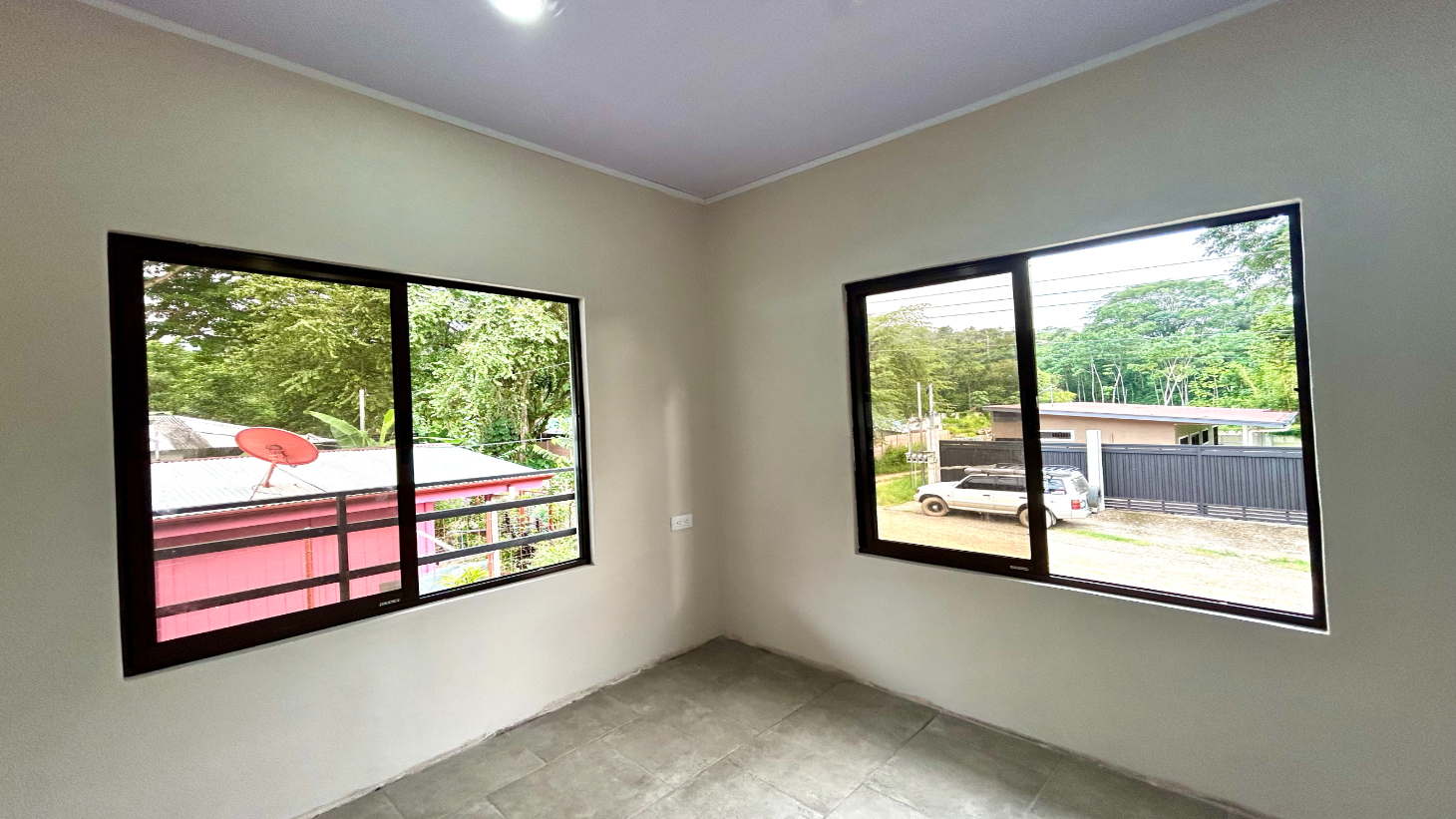 4-Units Mini Apartment In Uvita, Potential Rental income selected