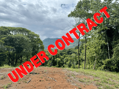 6.76-Acre Mountain View Estate in Lagunas image 1