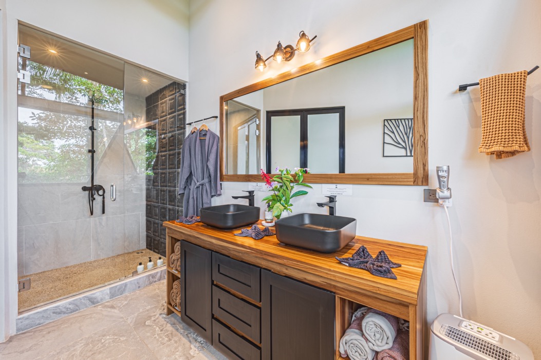 Luxury Jungle Retreat with Income Potential near Nauyaca Waterfalls & Dominical selected