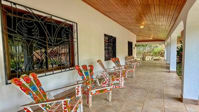 3.64 ACRES – 3 Bedroom Home With Expansive Ocean Views, Multiple Areas to Build, Public Road With Commercial Potential, 10min to the Beach!! image 5