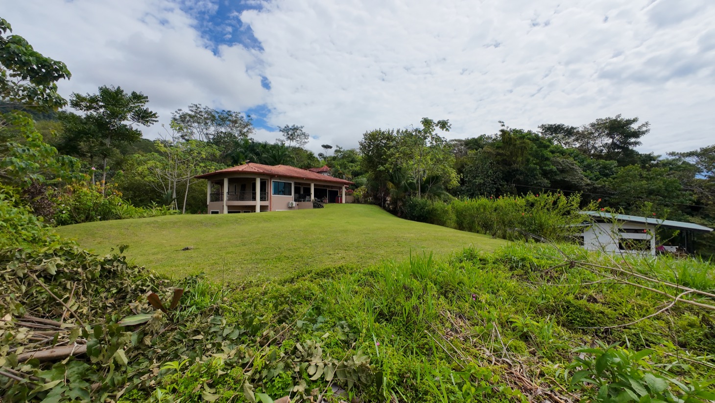 Prime Ocean View Lot in Ojochal – Your Costa Rican Dream Awaits selected