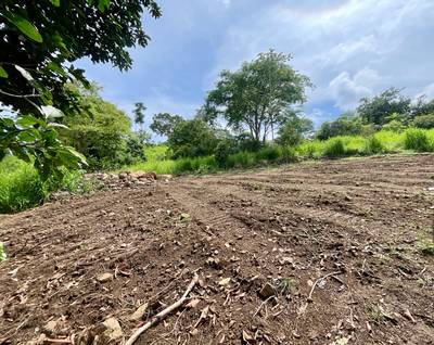 Serene 1.32-Acre Lot with Expansive Mountain Views in Caracara Ridge, Ojochal image 3