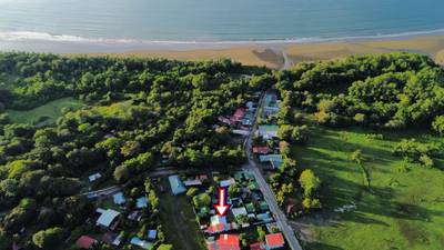 Prime Investment Opportunity in Uvita: Income-Producing Fourplex Just 300 Meters from the Beach image 3