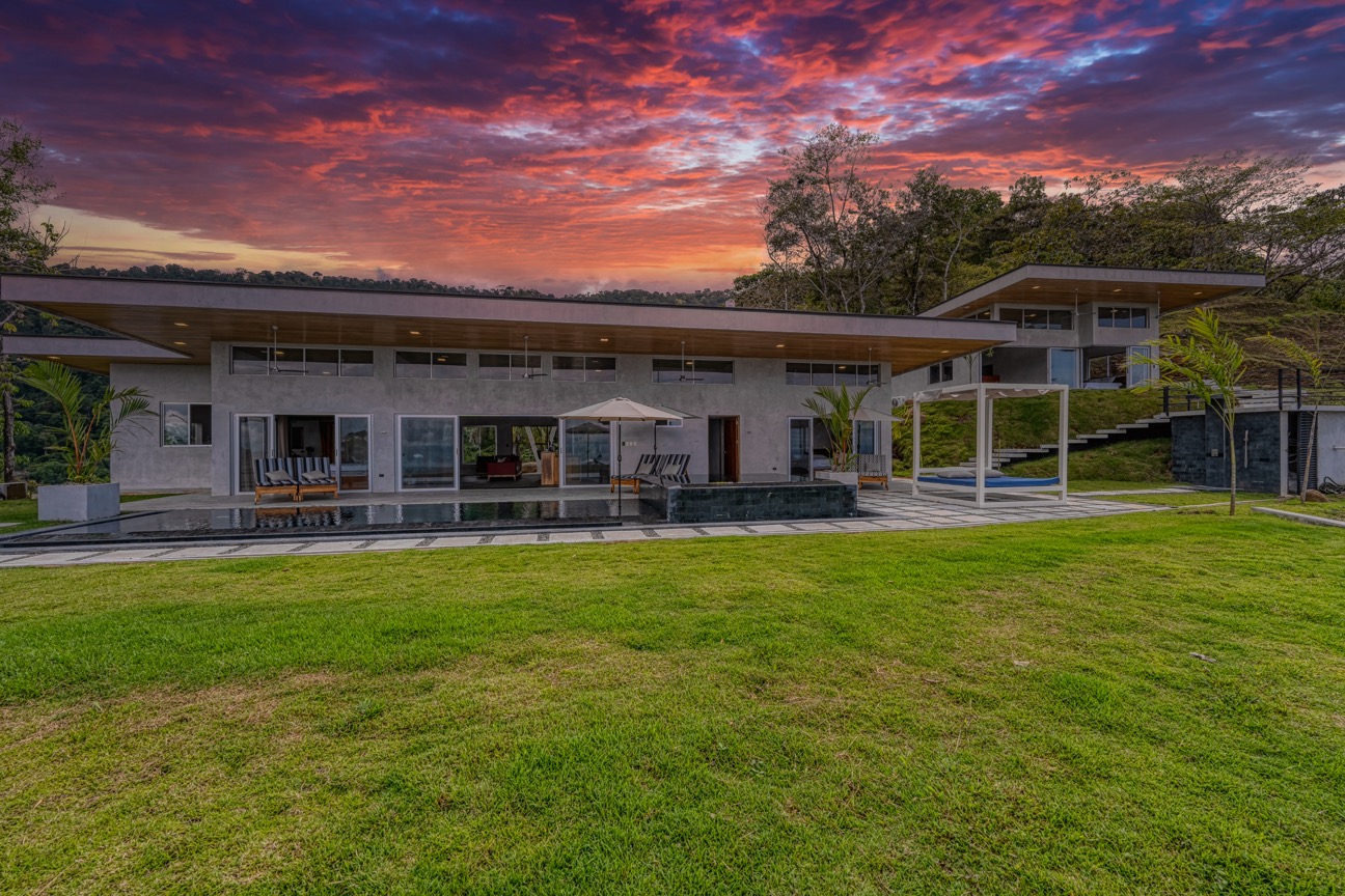 17 Acres Private Estate With Two Homes with Panoramic Views selected