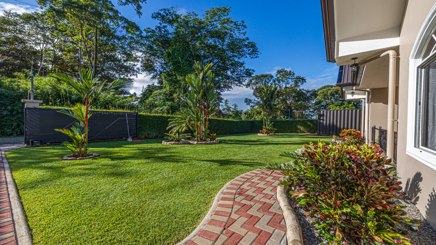 5-Bedroom Residence in Prime Uvita Location selected