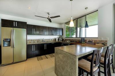 Modern Jungle Retreat with Panoramic Whale’s Tail Views Minutes from Uvita and the Beach image 5