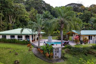 Casa Tranquila: Refined Ocean-View Estate in Lagunas image 2